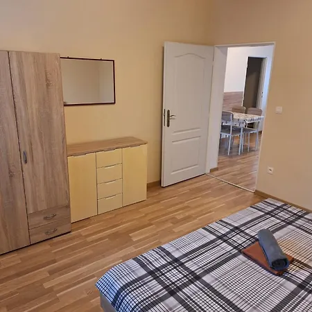 Star Appartement Piest'any